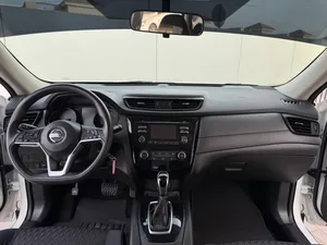 Nissan ‏Rogue ‏S ‏2017