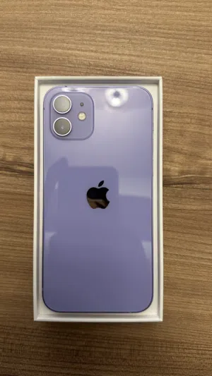 Apple iPhone 12 64 GB in Amman