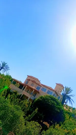 فيلا 3 طوابق فاخره للبيع – دير البرك / عجلون