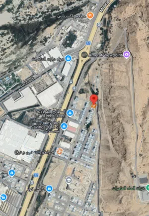مقابل الشارع الرئيسي مباشرة   أرض سكني تجاري العامرات المحج