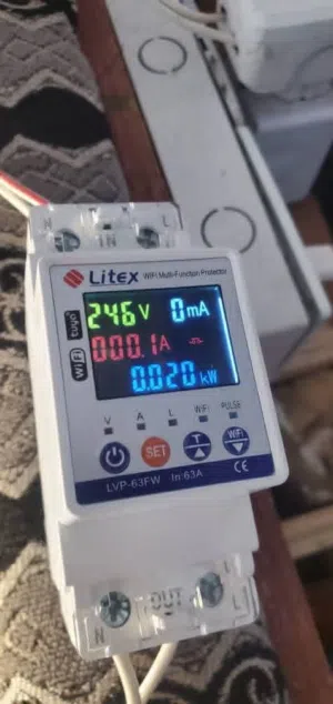 قاطع واي فاي تحكم عبر النت من جميع أنحاء العالم