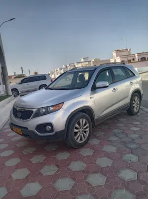 Used Kia Sorento in Al Sharqiya