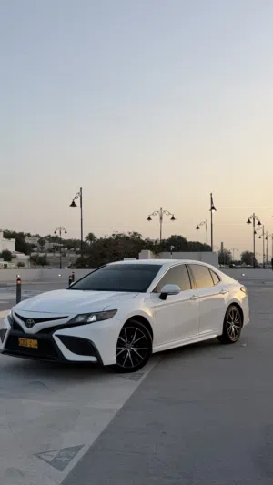 تيوتا كامري 2023 SE