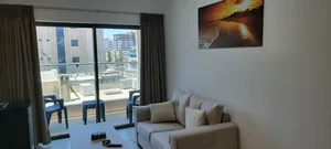 للعائلات استوديو فاخر VIP للإيجار اليومي فقط فقط للعائلات في جبل الحسين سوبر ديلوكس