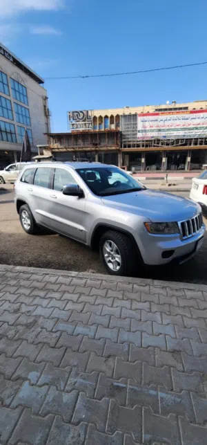 Used Jeep Grand Cherokee in Basra