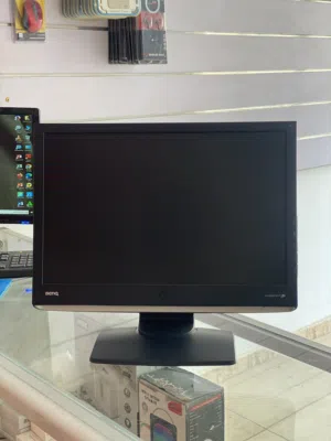 شاشة كمبيوتر نوع BENQ