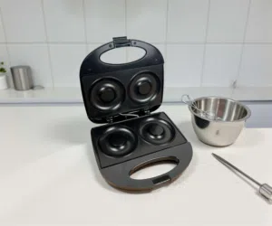 صانعة دونات