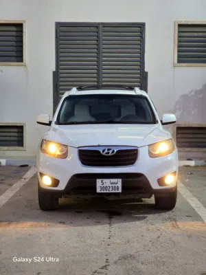 Used Hyundai Santa Fe in Tripoli