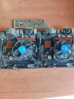 لوحتين H110 من نوع ASRock  بمعالجات i5-7 I3-7 موجودات في بيت لحم ومتوفر توصيل