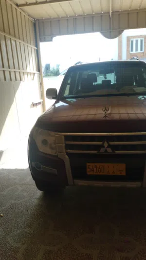 Used Mitsubishi Pajero in Al Dakhiliya