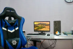 Windows HP  Computers  for sale  in Al Dakhiliya