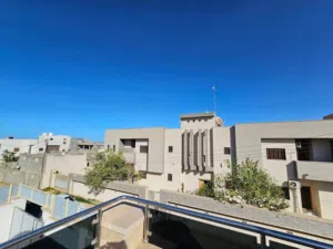 عمارة سكنية للبيع – فرصة ممتازة للخوت أو عائلة كبيرة