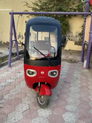 توكتوك للبيع