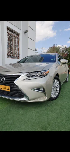 Used Lexus ES in Al Dakhiliya