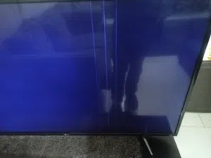 للبيع شاشه الجي 49 بوصه سمارت فوركيه