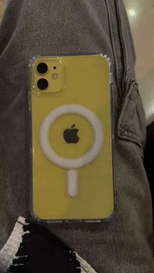 iPhone 11 128gb yellow