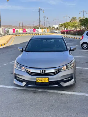 Used Honda Accord in Al Dakhiliya