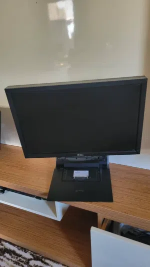 24 Dell monitors for sale in Tripoli