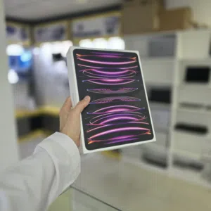 آيباد برو الجيل السادس – 12.9 إنش – M2 – سعة 1 تيرابايت iPad Pro 6th Generation – 12.9-inch – M2 – 1