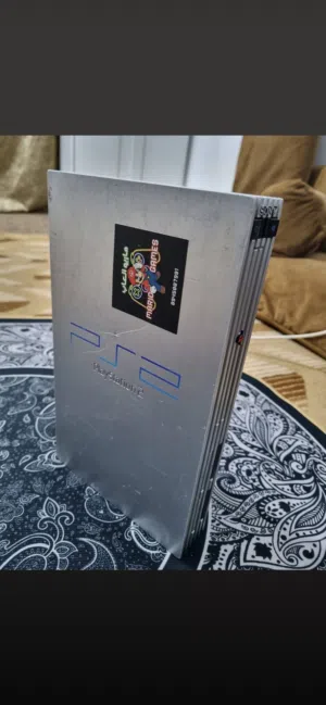 السلام عليكم بليستيشن 2نسخة الفات