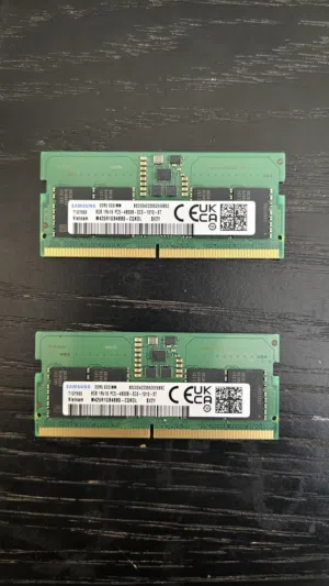 Samsung ddr5 8gb 4800mhz laptop ram for sale.2 pcs available