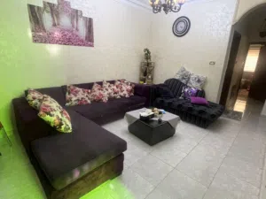 اثاث للبيع