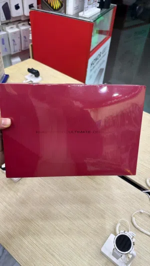 HUAWEI Mate XT الون الأبيض جديد بسعر ممتاز