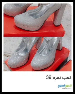 جاكيت جوخ و كعب عالي