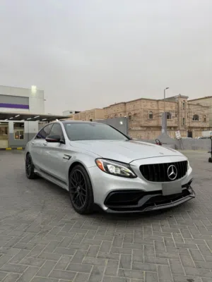 Used Mercedes Benz S-Class in Dammam