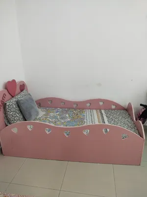 Single bed with Mat & Pillow for kid