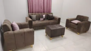 بتفكر تجدد كنبك فخلي التنجيد علينا