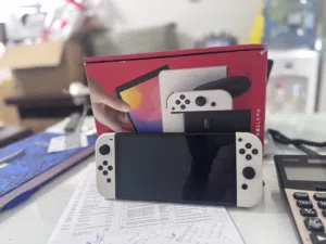 Nintendo switch Oled white