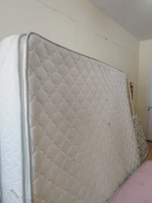King size sippring mattress neat and clean PAN company