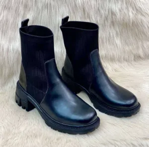 ‏أحذية مريحة ‏.‏ اديداس ‏.‏ 38 ‏.‏ جديد‏3