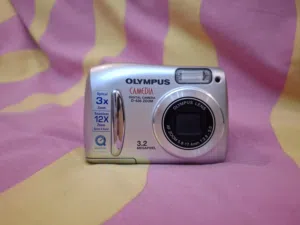 digital camera Olympus Camedia D-535 كميرات