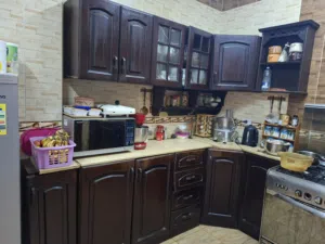 مطبخ خشب طبيعي