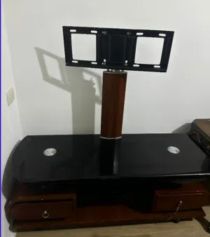 طاوله تلفزيون للبيع