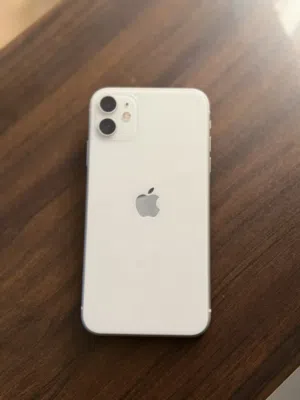 Apple iPhone 11 128 GB in Al Sharqiya
