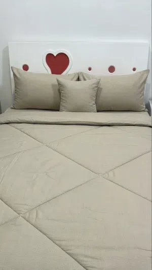 طقم كامل نظيف بحالة ممتازة جداً لغرف البنات