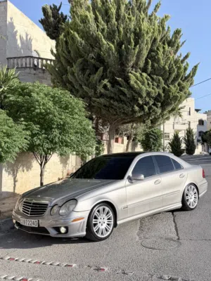 Mercedes-Benz E200 للبيع
