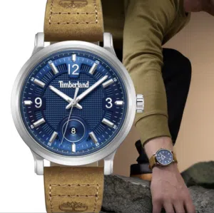 الساعة من علامة Timberland وموديلها يحمل الرقم: TBL.GB05659 جديدة