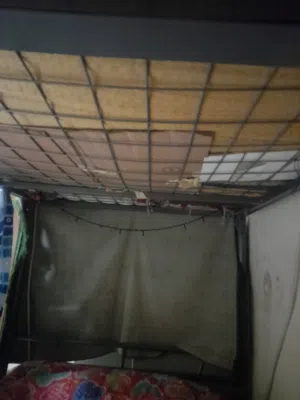 يوجد سرير للايجار