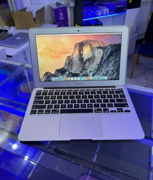 لاب توب ابل