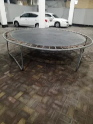 نقازحق اطفال حديقةخارجية