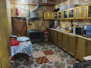 بيت للبيع في المشراق القديم طابقين مساحة 144.90يحتوي على 5غرف و 2حمامات و كراج قابل للتفاوض
