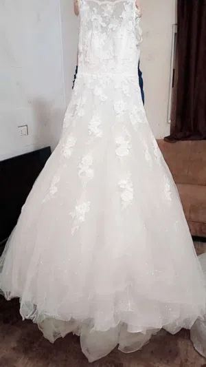فساتين ابيض زفاف