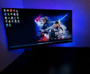 27 HP monitors for sale in Al Madinah