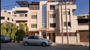 160 m2 3 Bedrooms Apartments for Sale in Amman Khalda
