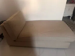 كنبة طويله لنوم لغرفة المعيشه