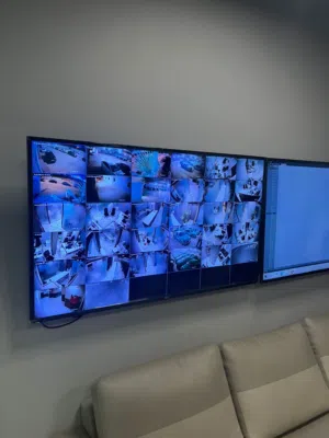 كاميرات مراقبة وشبكات وواي فاي وانتركم وأكسس كنترول وحضور وانصراف – بيع وتركيب وصيانة.